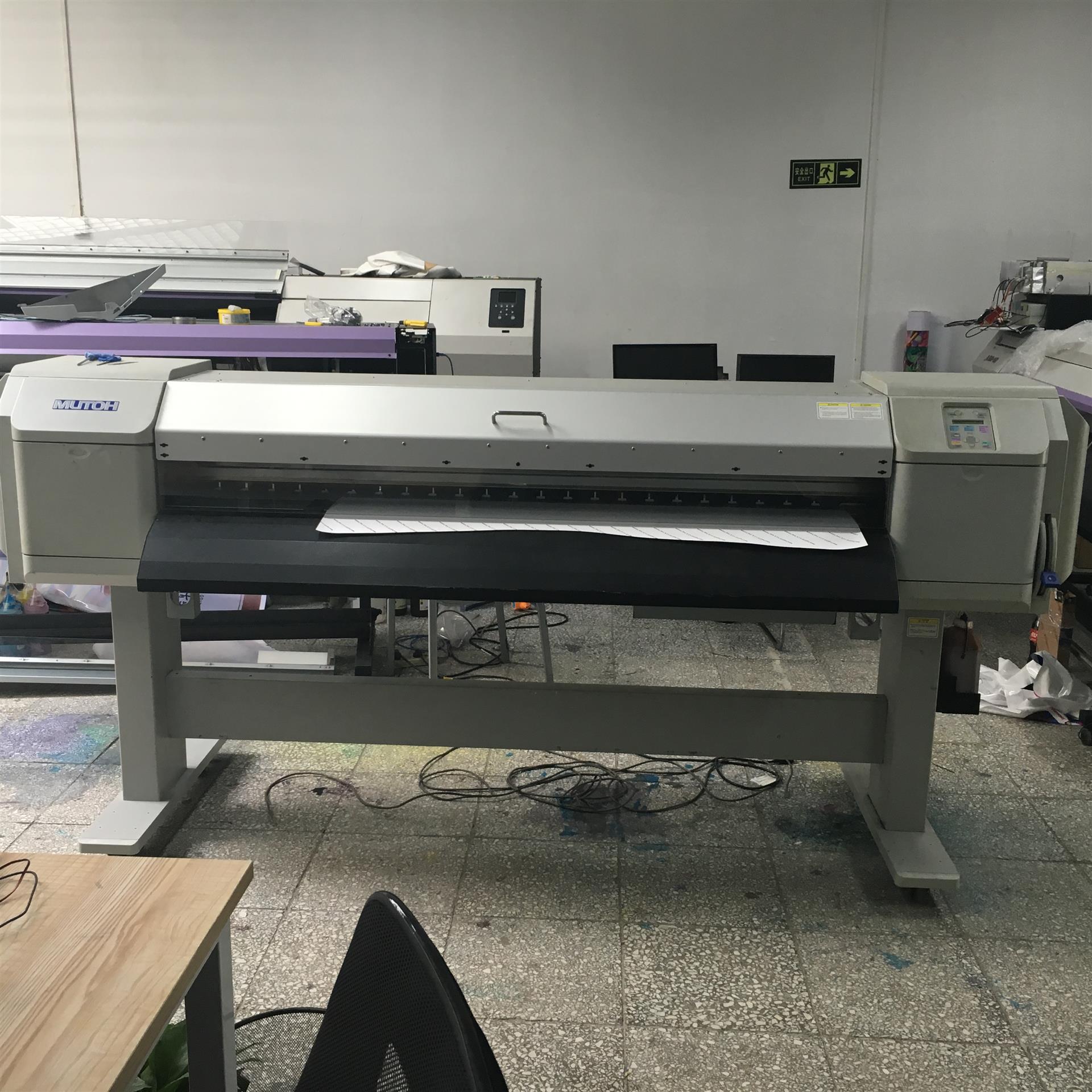 寫真機、噴繪機與噴墨打印機 精準區分與專業應用指南